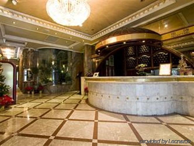 Happiness Hotel Тайпей Екстериор снимка