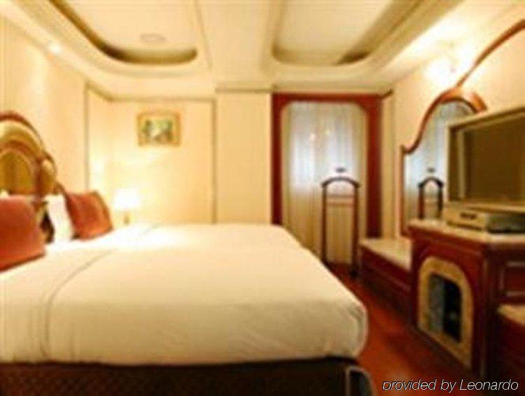 Happiness Hotel Тайпей Екстериор снимка