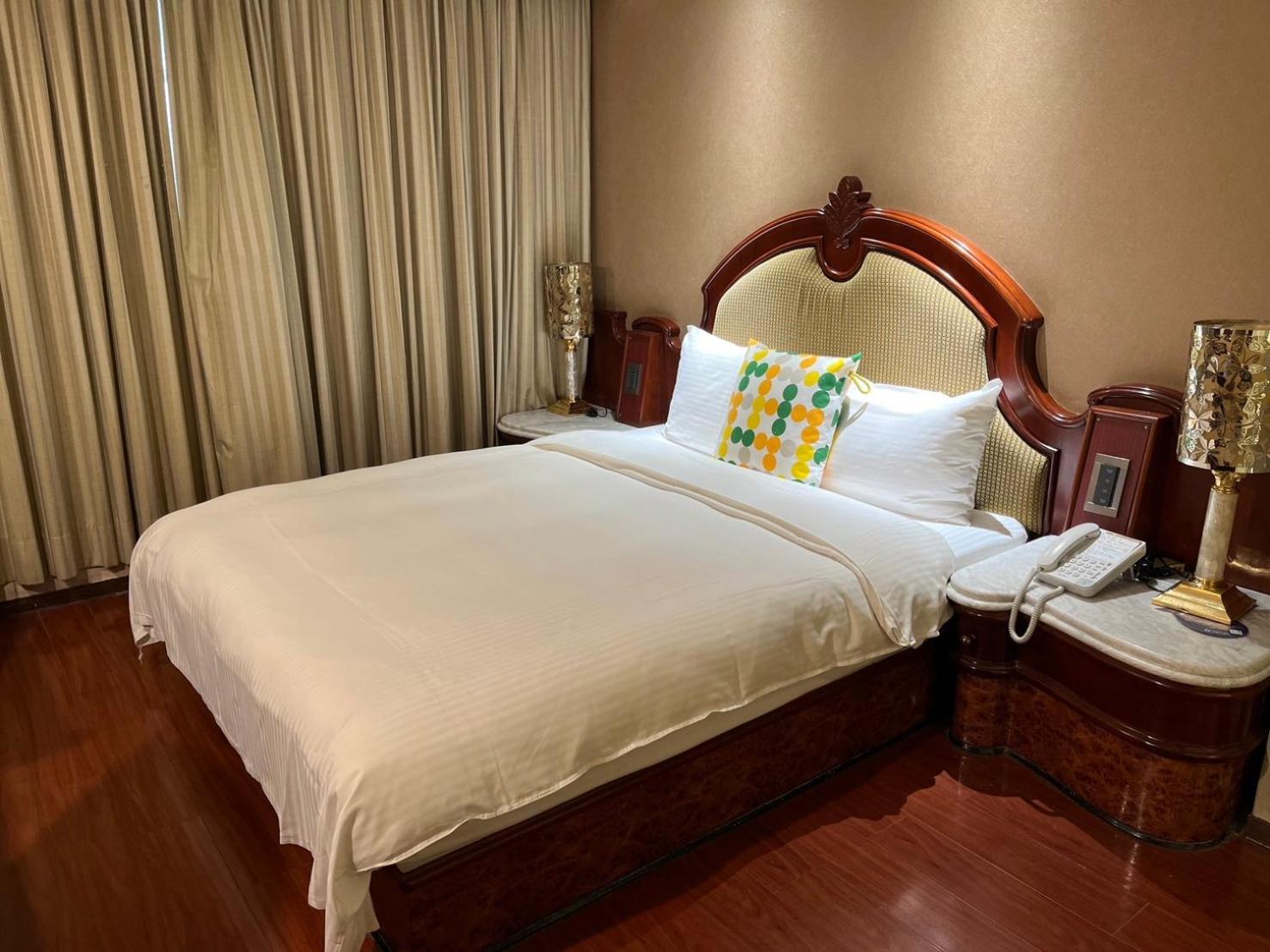 Happiness Hotel Тайпей Екстериор снимка