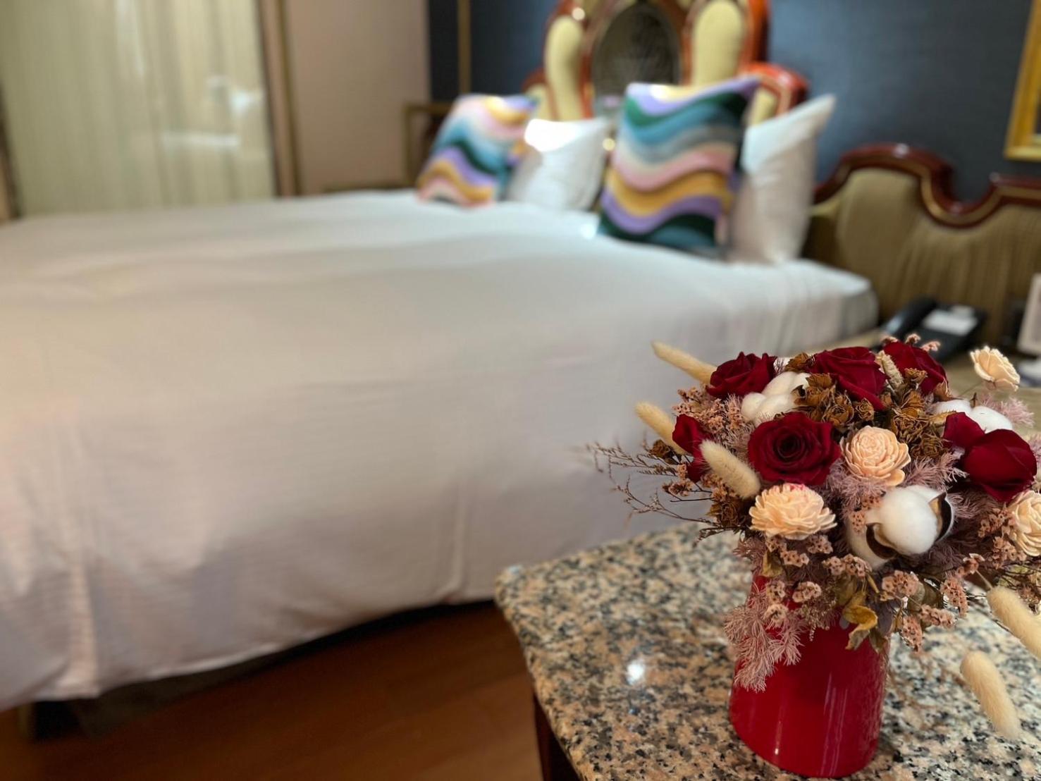 Happiness Hotel Тайпей Екстериор снимка
