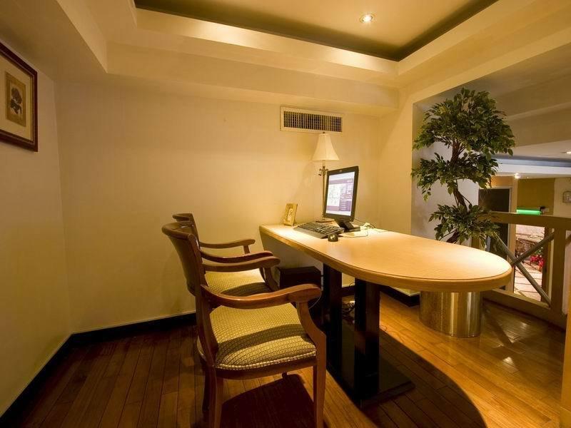 Happiness Hotel Тайпей Екстериор снимка