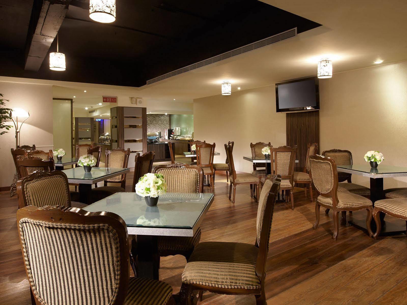Happiness Hotel Тайпей Екстериор снимка