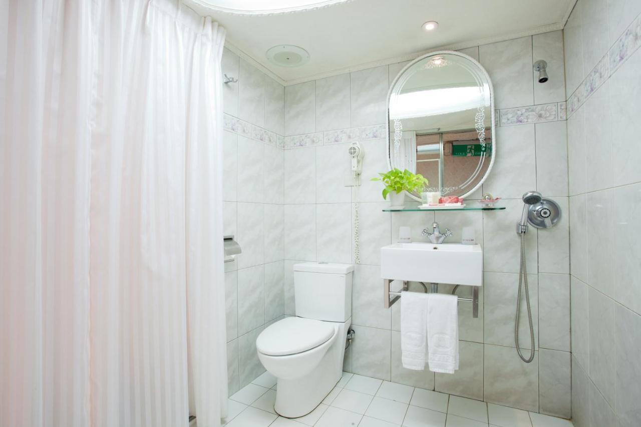 Happiness Hotel Тайпей Екстериор снимка