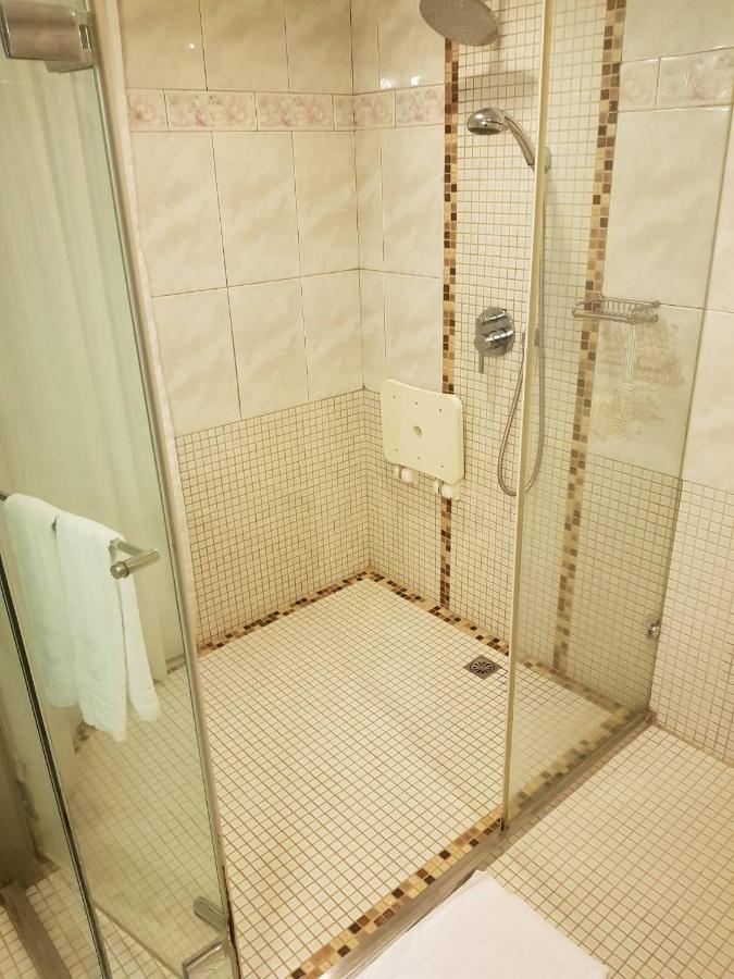 Happiness Hotel Тайпей Екстериор снимка